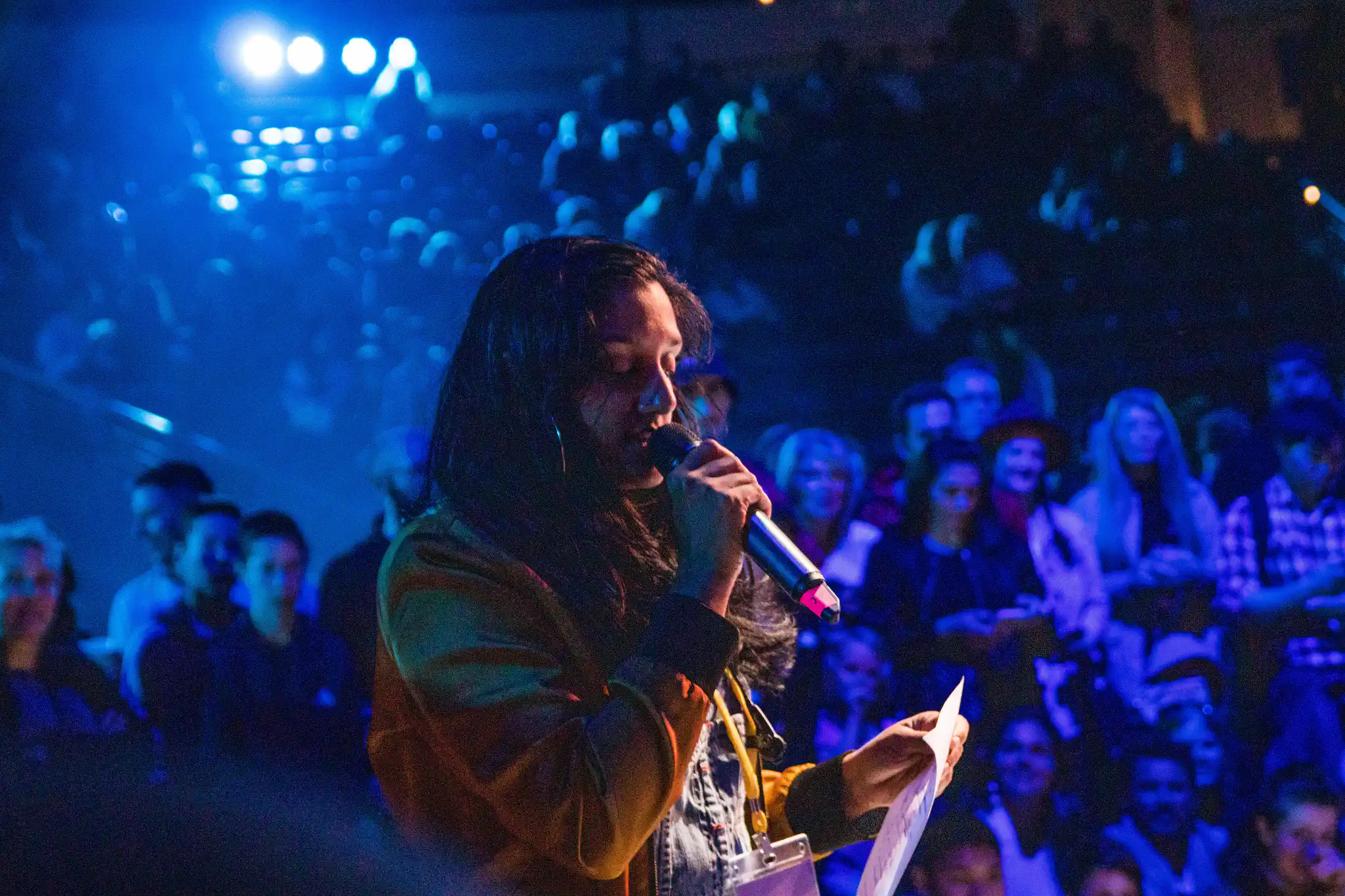 MC on stage at Battles and Jam's